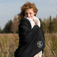 Enfte knows when It’s time to mint your next NFT! This Enfte embroidered premium sherpa blanket has sheeny fleece fabric on one side and super-soft sherpa fabric on the other that’ll keep you warm and snug. The sherpa blanket’s plush look makes it a great home accessory as well as the perfect travel buddy.